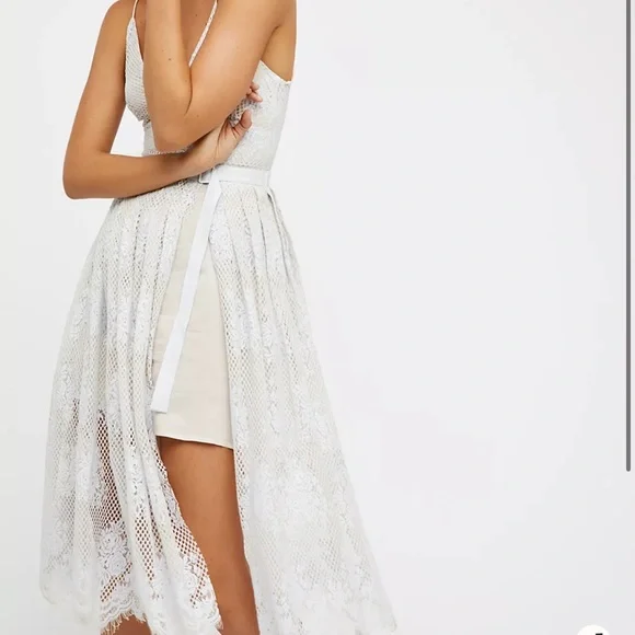 Free People Matchpoint Midi Lace Dress in Ivory Combo
Size 10 NEW - Picture 4 of 9